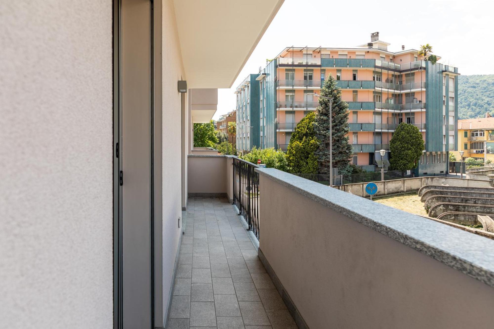 Appartamenti Del Borgo Borgosesia Esterno foto